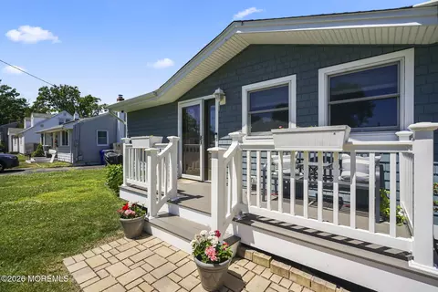 Exterior - 770 Pine Dr, Brick, NJ 08723 photo 2 of 9