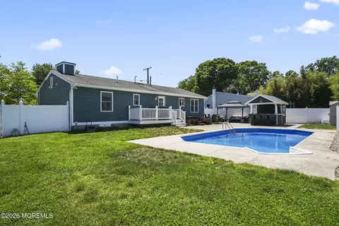 Exterior - 770 Pine Dr, Brick, NJ 08723 photo 8 of 9
