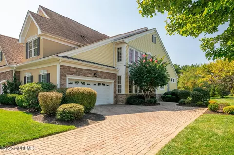 2 Hazelwood Ter, Tinton Falls, NJ 07724