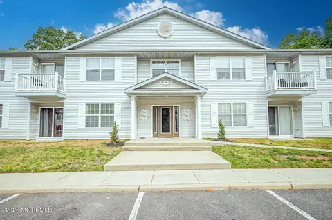 111 Pine Valley Ct #77, Little Egg Harbor, NJ 08087