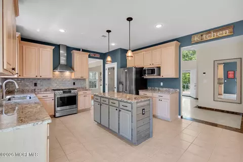 2 Mapleton Rd, Old Bridge, NJ 08857 photo 12