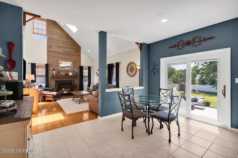 2 Mapleton Rd, Old Bridge, NJ 08857 photo 16