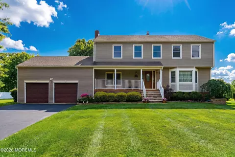 7 N Devon Dr, Manalapan, NJ 07726
