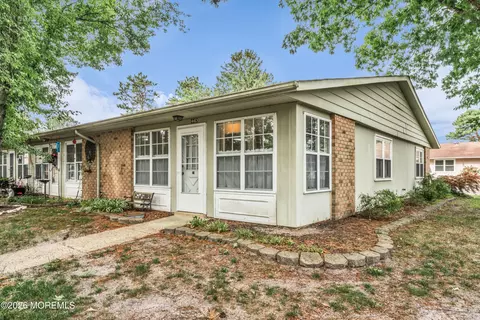 44 Edinburgh Ln # D, Manchester, NJ 08759