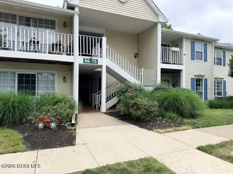 70 Players Cir, Tinton Falls, NJ 07724