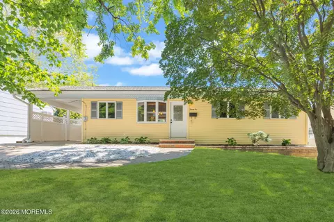 32 Bucknell Rd, Parlin, NJ 08859