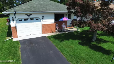 120 Bimini Dr, Toms River, NJ 08757