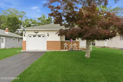 120 Bimini Dr, Toms River, NJ 08757