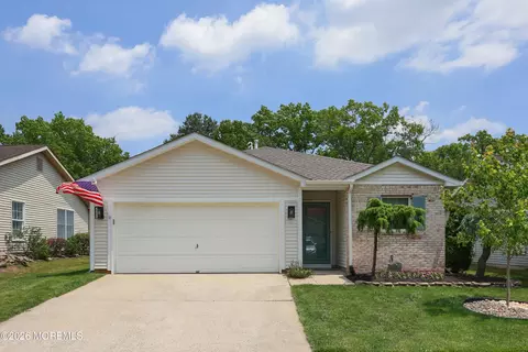 1929 Quimby Ct, Toms River, NJ 08755
