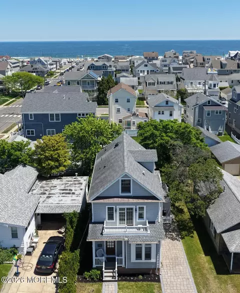 1902 Snyder Ave, Belmar, NJ 07719