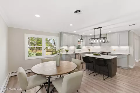 266 Westbrook Dr, Toms River, NJ 08757