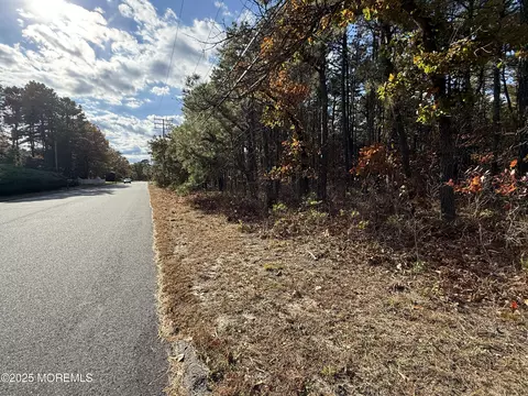 Other - 1901 Chilvers Ave, Whiting, NJ 08759 photo 4 of 7