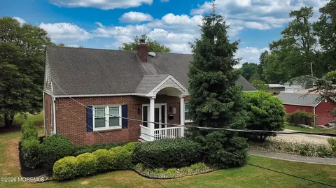 443 Newman Springs Rd, Lincroft, NJ 07738