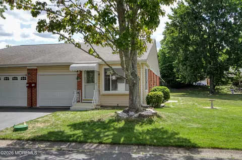 992 Constitution Blvd #B, Whiting, NJ 08759