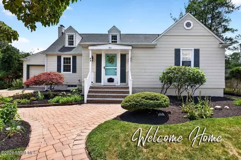93 N Sunnycrest Dr, Little Silver, NJ 07739