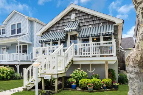 87 Rogers Ave, Manasquan, NJ 08736