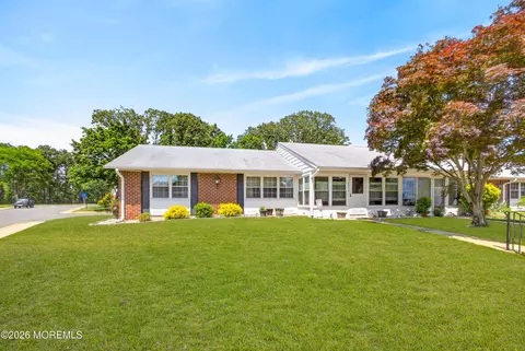 976 Aberdeen Dr # A, Lakewood, NJ 08701