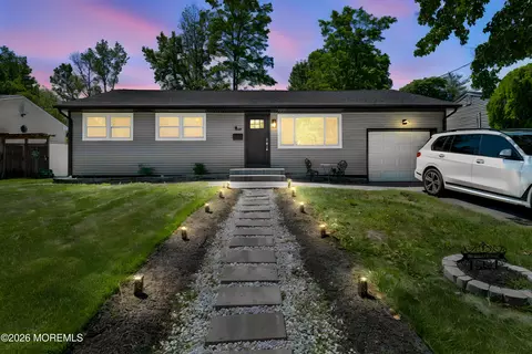298 Broad St, Matawan, NJ 07747