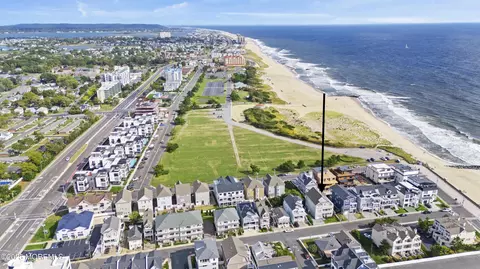 21 Ocean Ter, Long Branch, NJ 07740