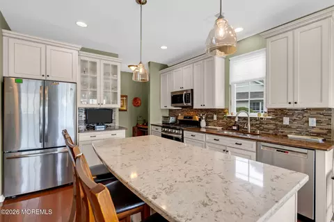 12 Winding River Ct, Lakewood, NJ 08701