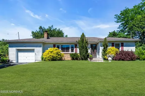 27 Golf St, West Long Branch, NJ 07764