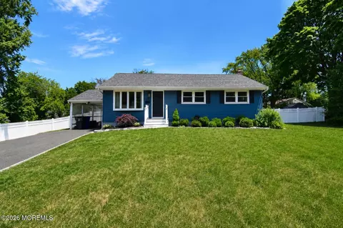 469 East Rd, Belford, NJ 07718