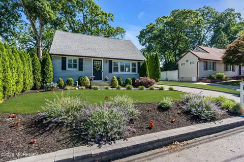 527 Prospect Ave, Neptune City, NJ 07753