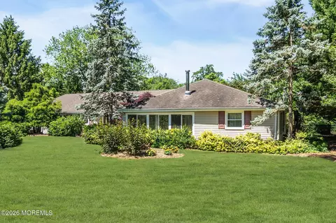 89 Harmony Ave, Middletown, NJ 07748