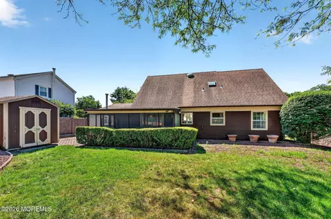 Exterior - 29 Ormont Ln, Aberdeen, NJ 07747 photo 2 of 6