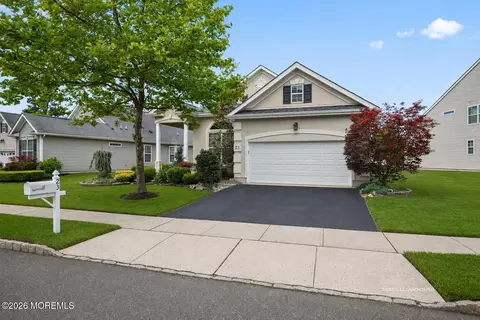 23 Percheron Rd, Manalapan, NJ 07726
