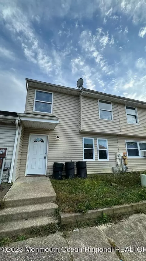 79 Lexington Blvd, Barnegat, NJ 08005