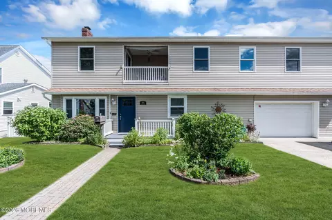 101 River Ct, Belmar, NJ 07719