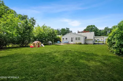 7 Pierrepont Ave, Middlesex, NJ 08846 photo 9