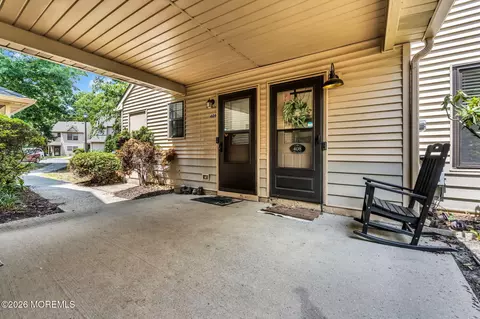 Exterior - 408 Daisy Ct, Jackson, NJ 08527 photo 3 of 3