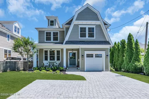 92 Church St, Manasquan, NJ 08736