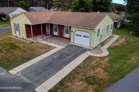 View/Area - 108 Sunset Rd, Whiting, NJ 08759 photo 6 of 9