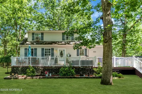 121 Sams Rd, Jackson, NJ 08527