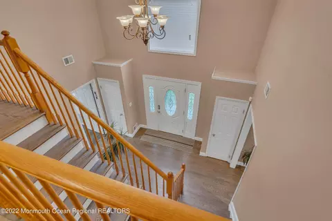 Entry Way - 6 Pitney Ln, Jackson, NJ 08527 photo 9 of 13
