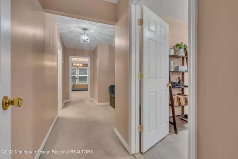 Entry Way - 6 Pitney Ln, Jackson, NJ 08527 photo 12 of 13