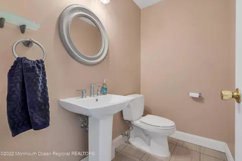 Bath - 6 Pitney Ln, Jackson, NJ 08527 photo 1 of 8