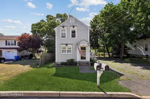 406 Glenmary Ave, Leonardo, NJ 07737