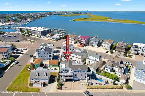 502 Amber St #A, Beach Haven, NJ 08008