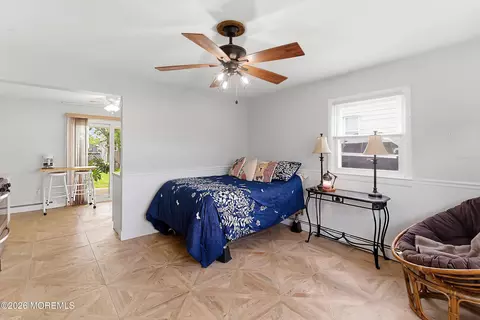 16 E Pleasant Ave, Sewaren, NJ 07077 photo 7