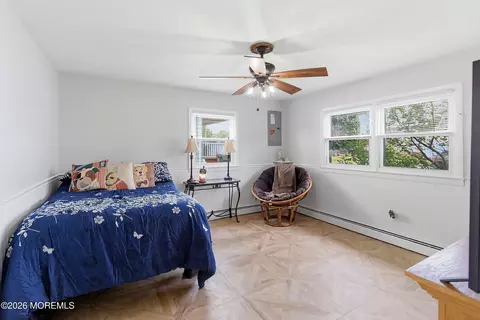 16 E Pleasant Ave, Sewaren, NJ 07077 photo 8