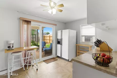 16 E Pleasant Ave, Sewaren, NJ 07077 photo 5