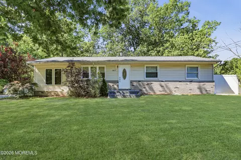 2627 Ridgeway Rd, Manchester, NJ 08759