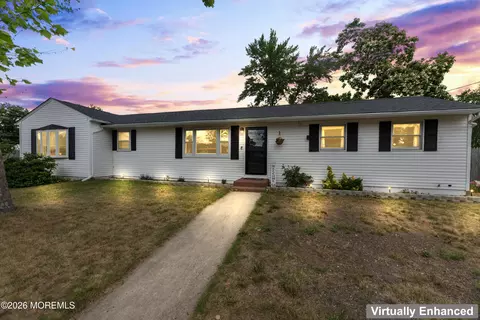 1 Lakeland Dr, Brick, NJ 08723