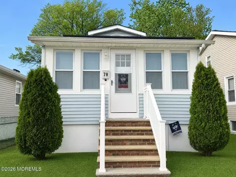79 Ideal Ave, North Middletown, NJ 07748