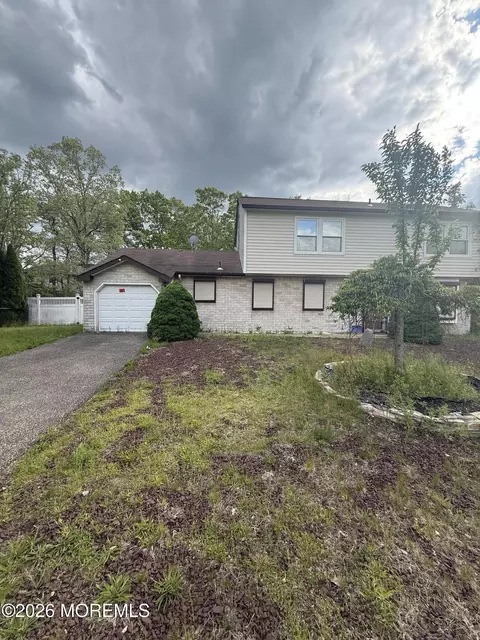 1346 Ventura Dr, Lakewood, NJ 08701