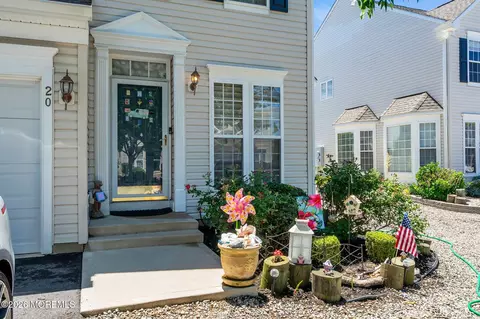 20 Skimmer Ln #55, Bayville, NJ 08721
